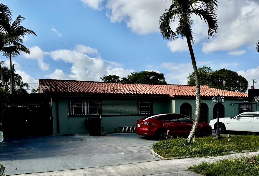 Great home for sale in the best neighborhood in Hialeah! This home is large in square footage with a Pool. Features 5 bedrooms and 5 bath provides a lot of comfortability for either a large family or for an investor to own an income producing property. Call our office today and bring your buyers to see it, this listing won't last!!