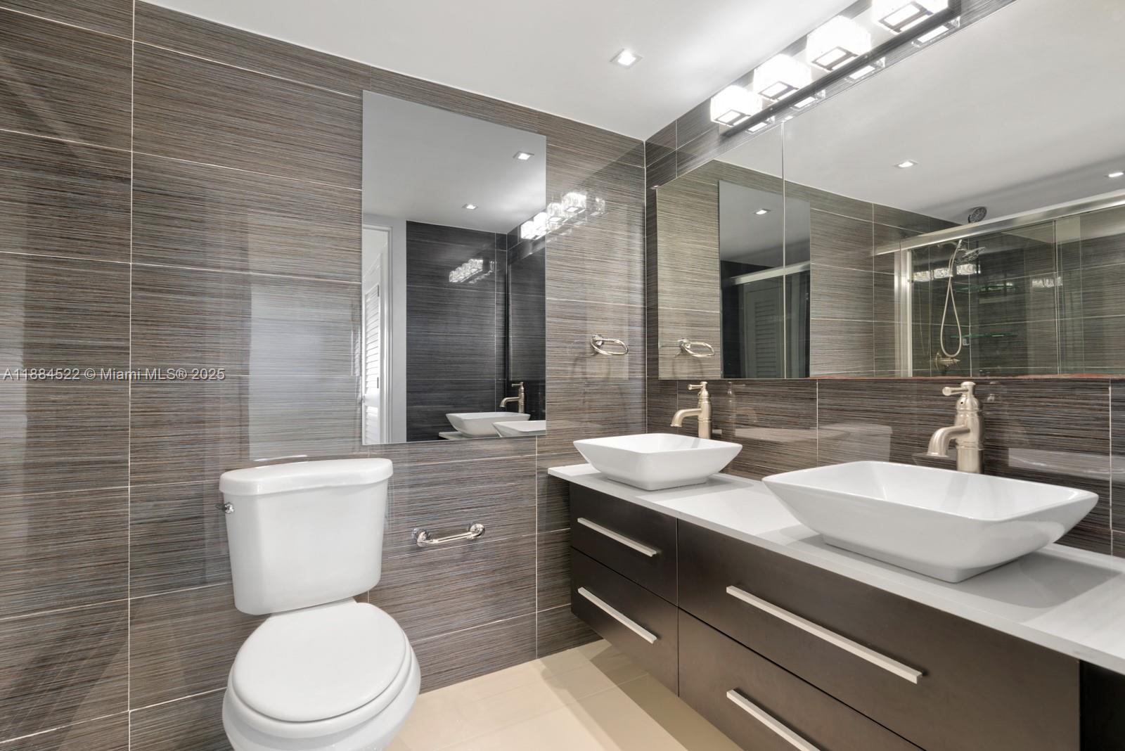 AQUASOL CONDO - Residential