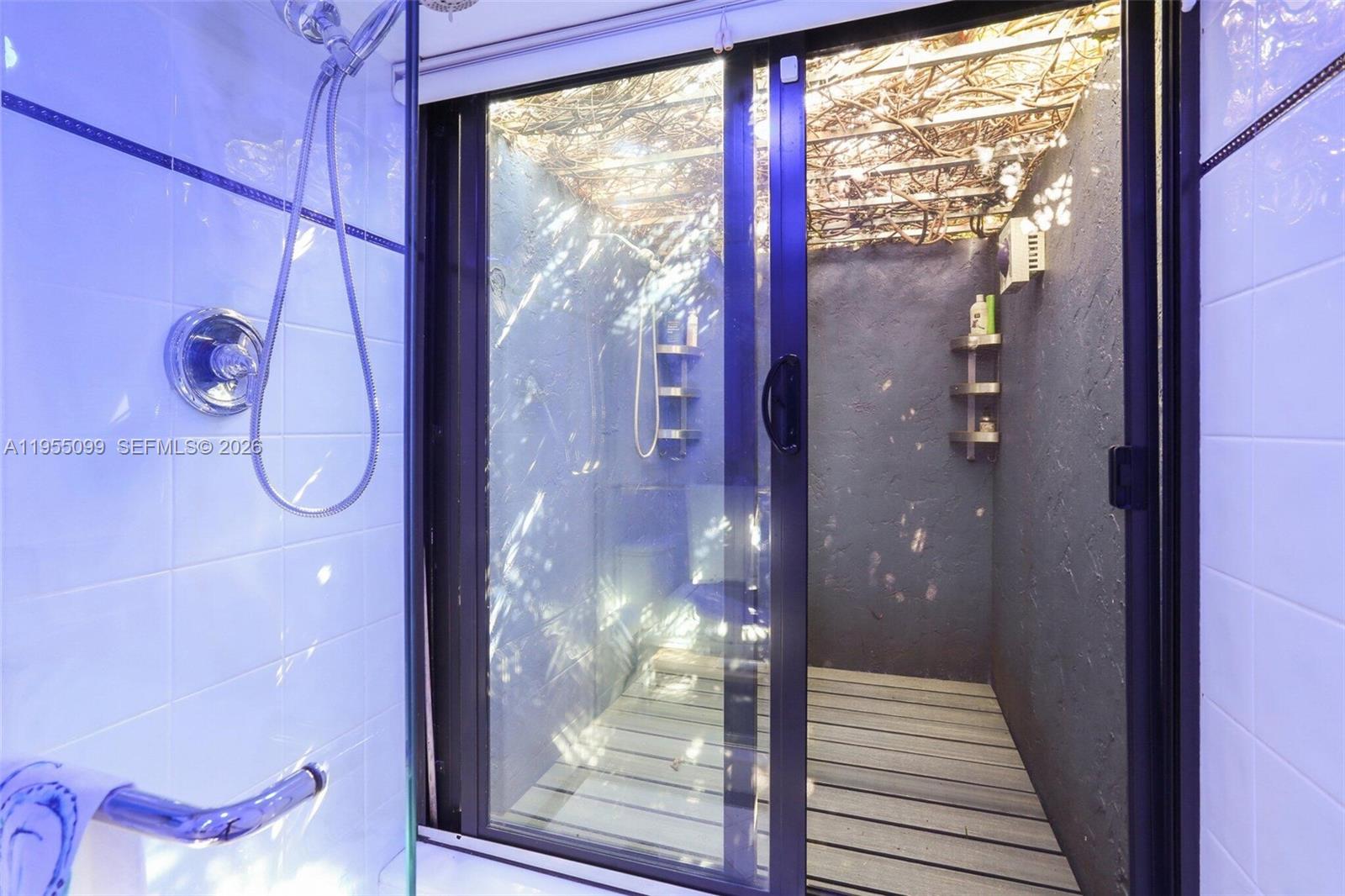 TIGERS TRAPP CONDO - Residential