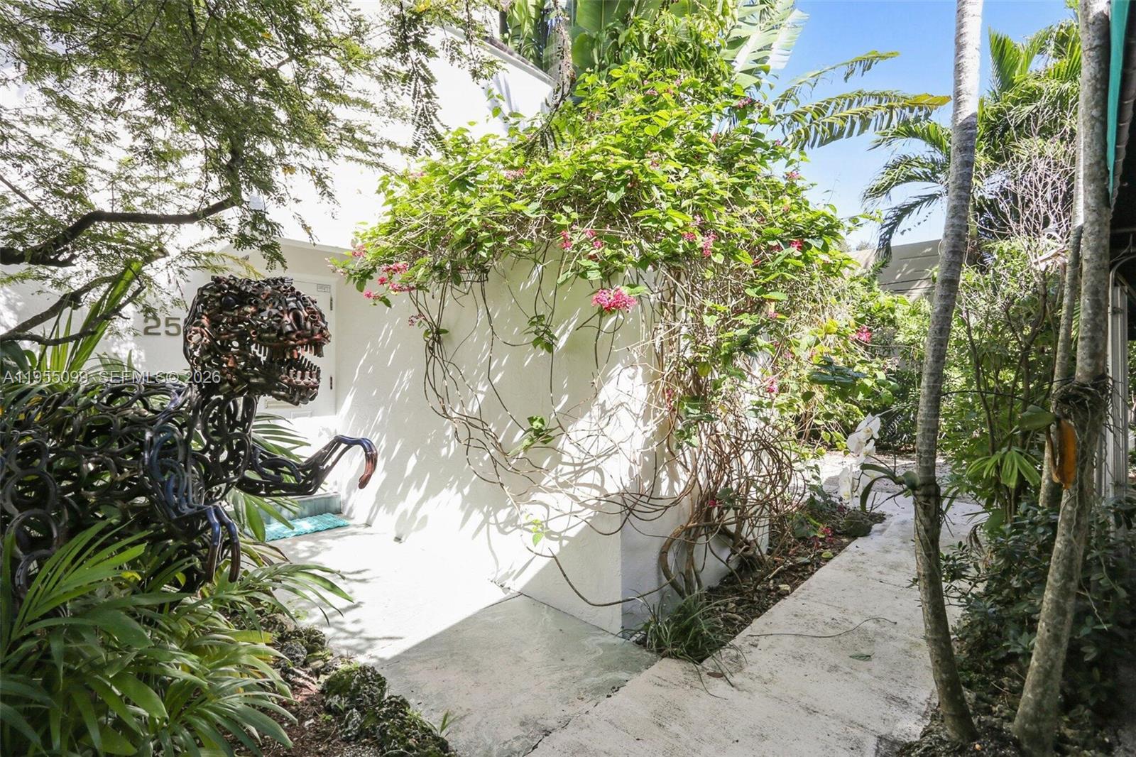 TIGERS TRAPP CONDO - Residential