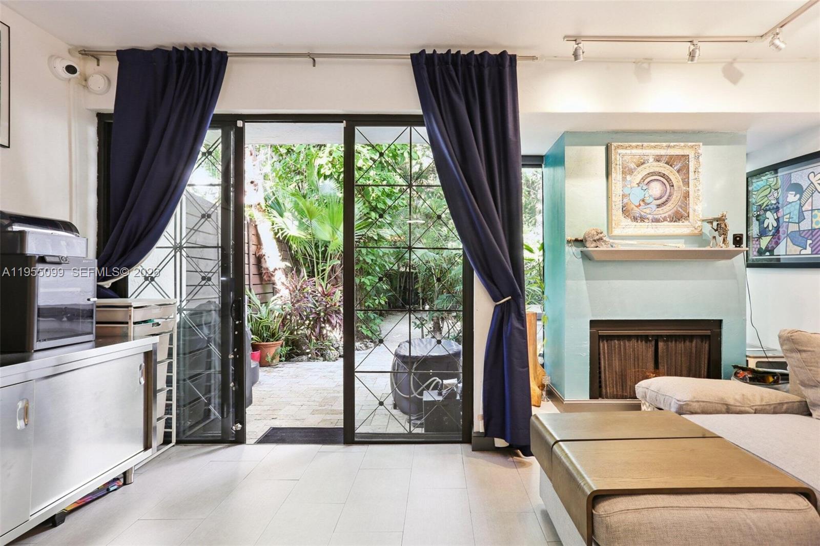 TIGERS TRAPP CONDO - Residential