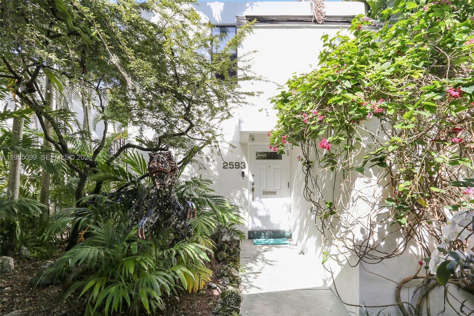 TIGERS TRAPP CONDO - Residential