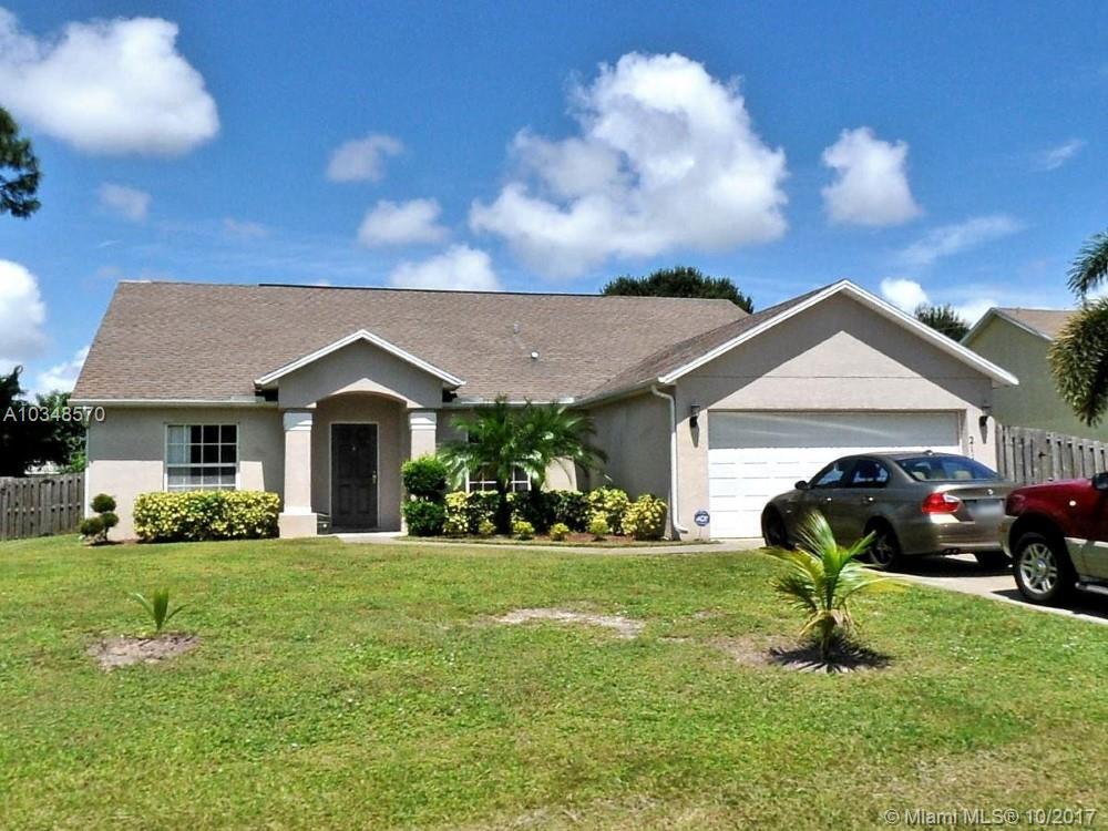 Becker area 4 Bedroom home with fully fenced back yard, pet friendly, will consider short term.