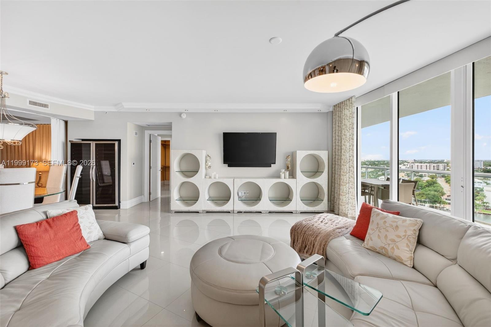 PLAZA AT OCEANSIDE (THE) - Residential