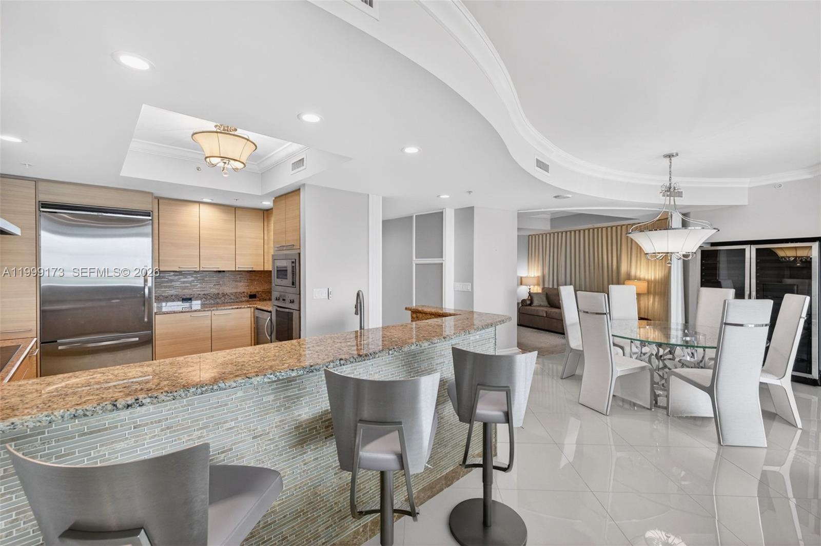 PLAZA AT OCEANSIDE (THE) - Residential
