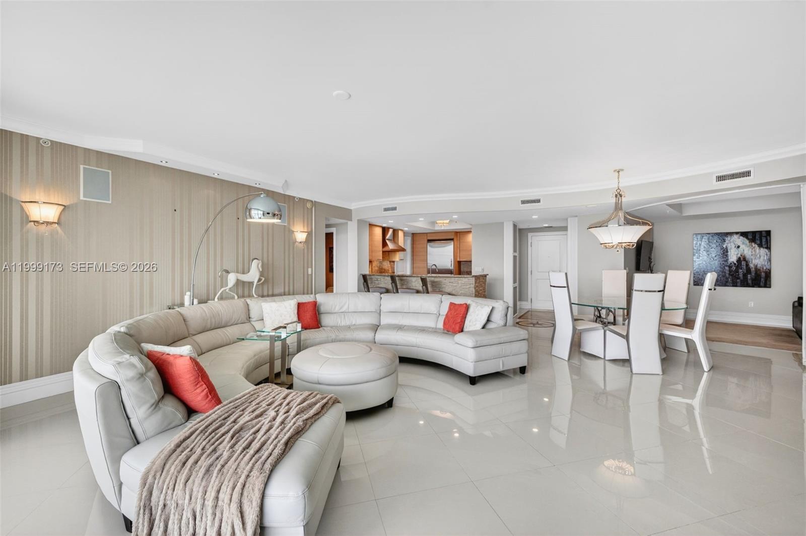 PLAZA AT OCEANSIDE (THE) - Residential