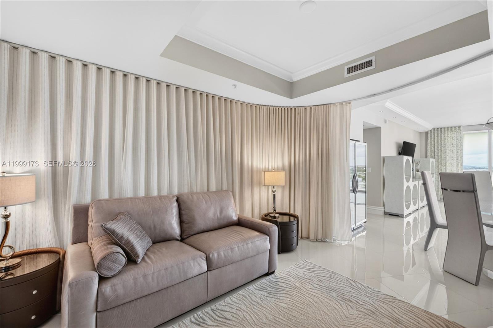 PLAZA AT OCEANSIDE (THE) - Residential
