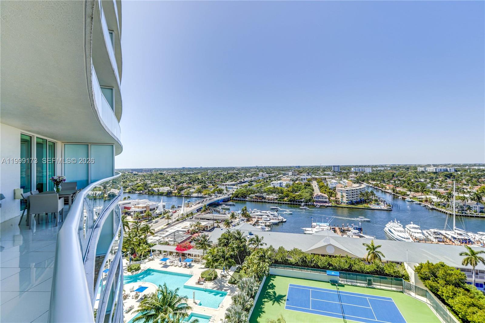 PLAZA AT OCEANSIDE (THE) - Residential