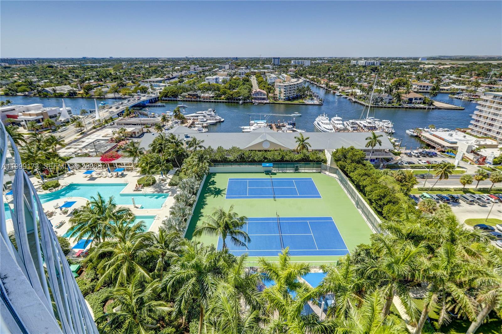 PLAZA AT OCEANSIDE (THE) - Residential