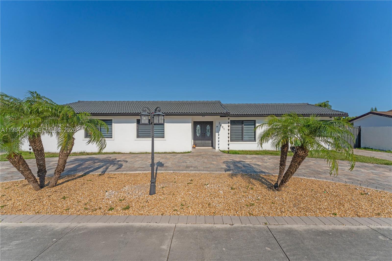 APACHE SUB - Residential