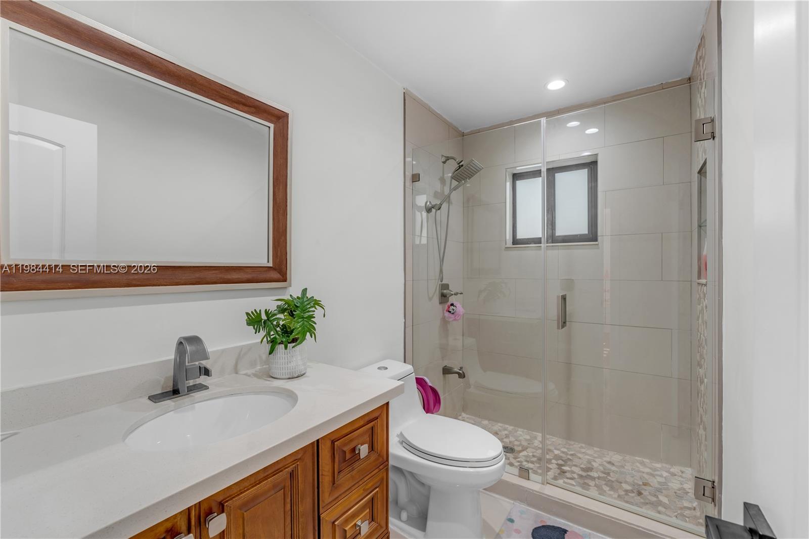 APACHE SUB - Residential