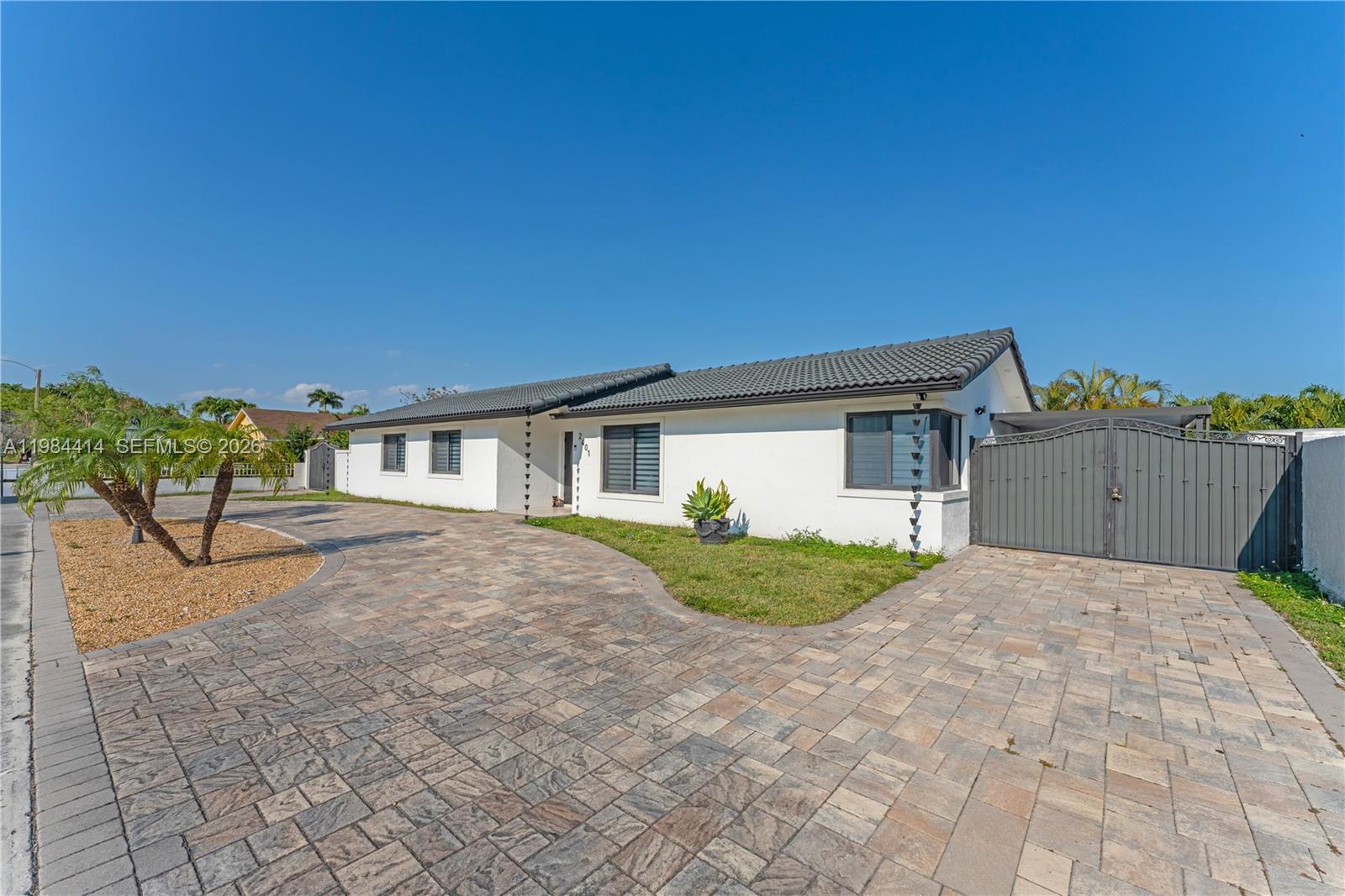 APACHE SUB - Residential