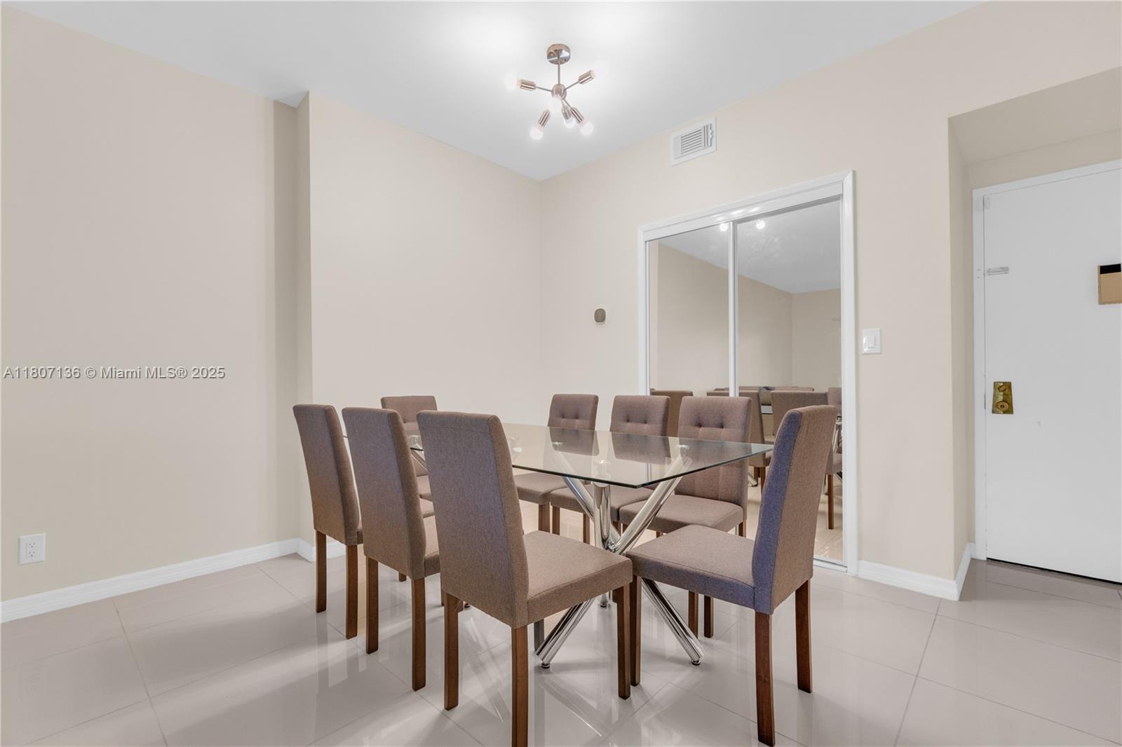 4400 Hillcrest Dr 107A