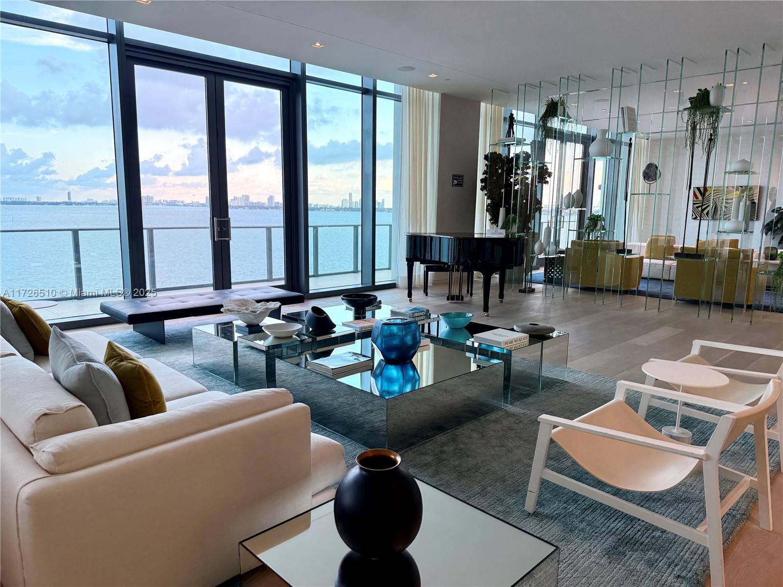 ONE PARAISO CONDO - Residential
