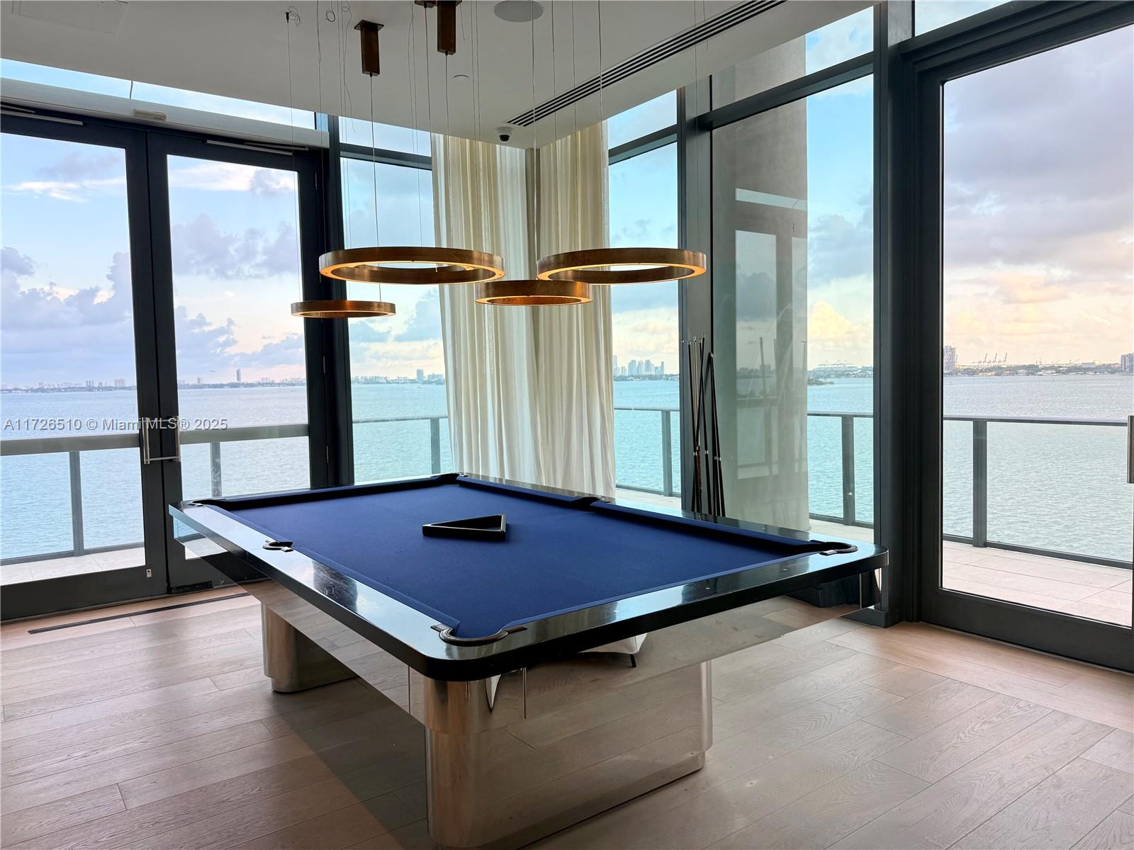ONE PARAISO CONDO - Residential