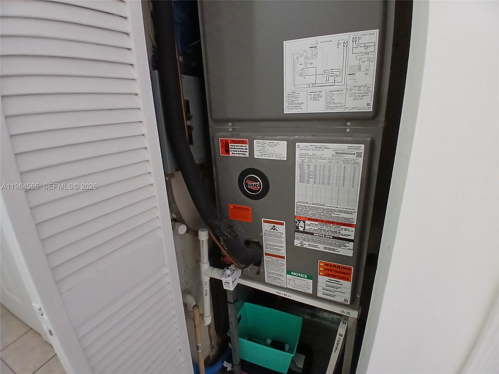 VISTA DEL LAGO CONDO PH 2 - Residential