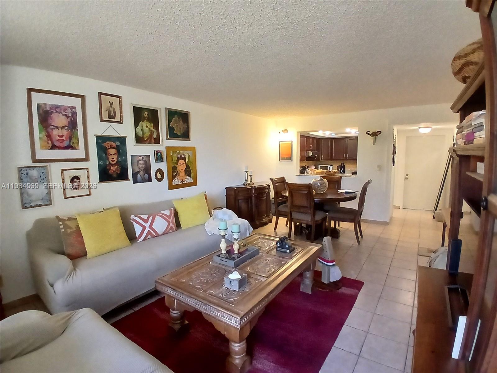 VISTA DEL LAGO CONDO PH 2 - Residential