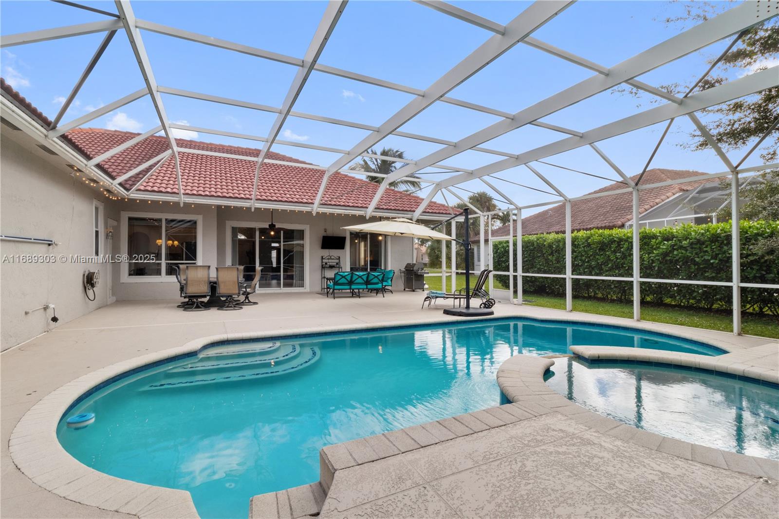 Property for Sale at 2130 Nw 127th Ave, Pembroke Pines, Miami-Dade County, Florida - Bedrooms: 5 
Bathrooms: 3  - $940,000