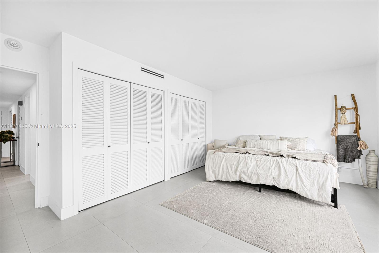 SKY HARBOUR EAST CONDO - Residential