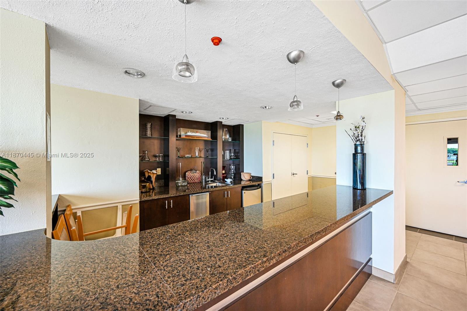 SKY HARBOUR EAST CONDO - Residential