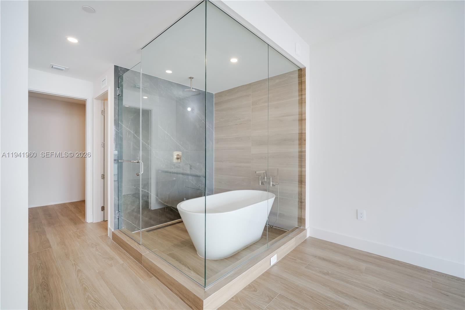 ARIA RESERVE SOUTH - Residential