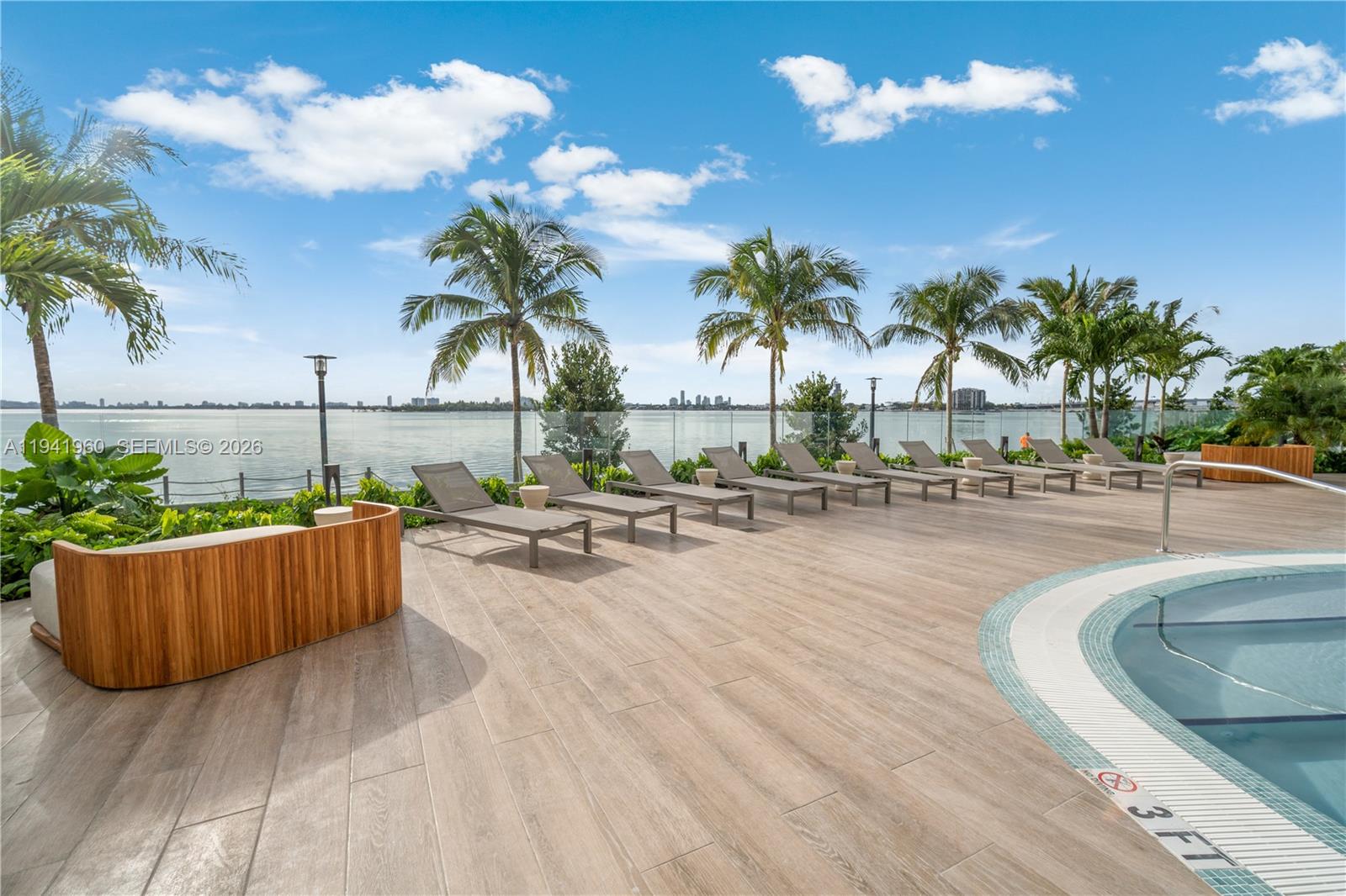 ARIA RESERVE SOUTH - Residential