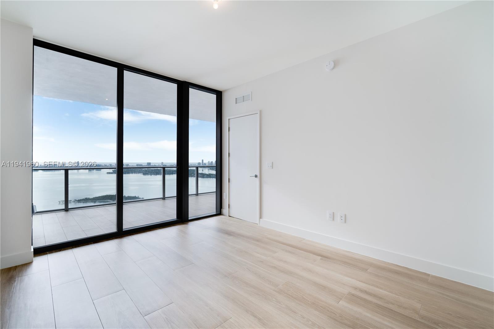 ARIA RESERVE SOUTH - Residential