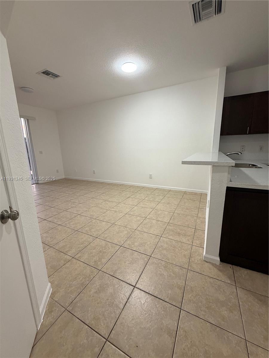 GEORGETOWN - Residential Lease