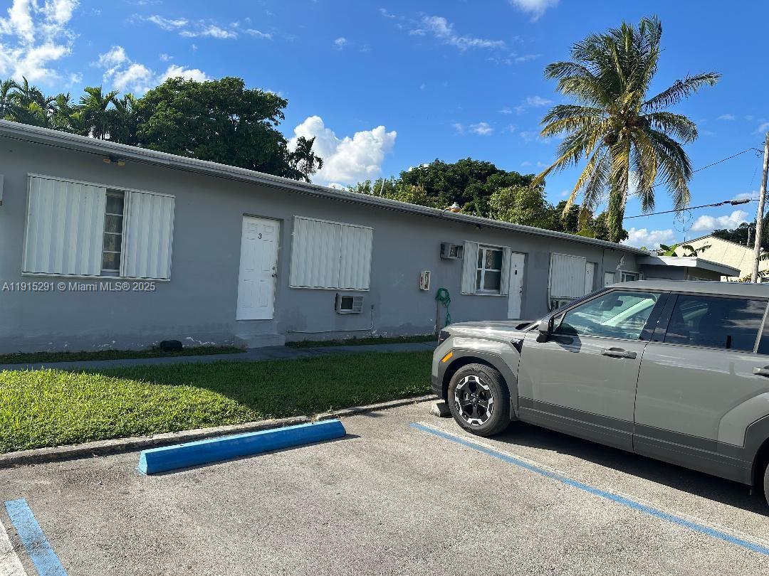 AMD PL BAY RIDGE - Residential Lease