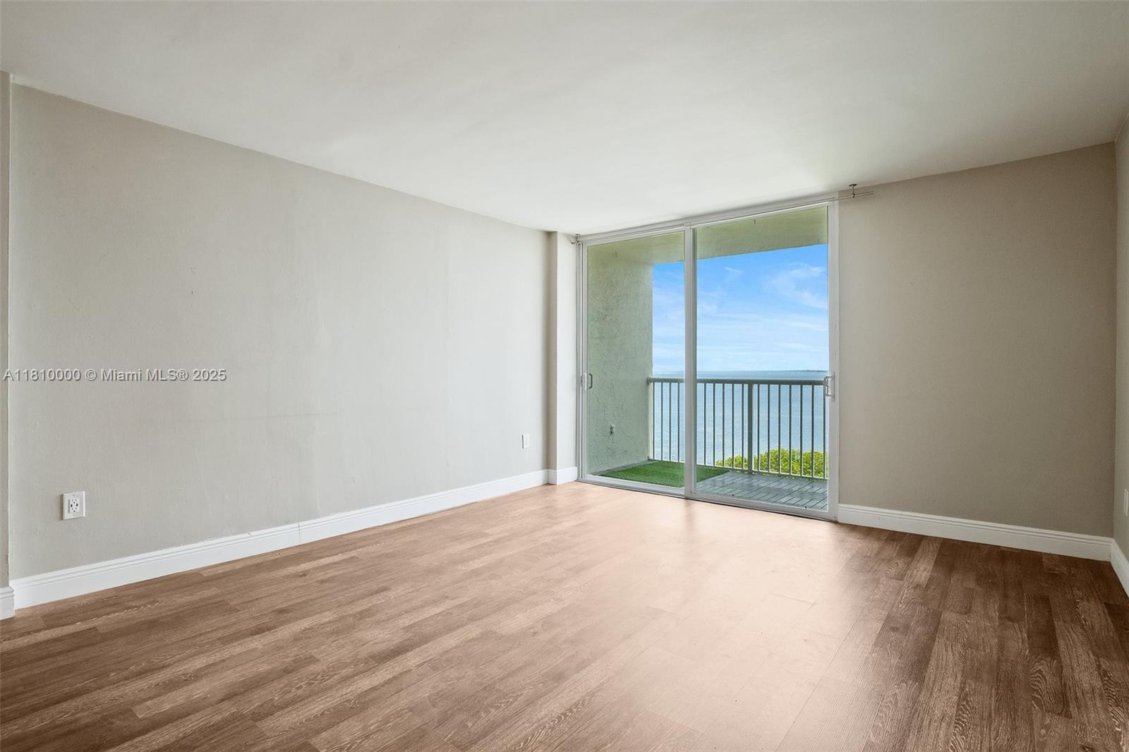 BRICKELL BISCAYNE CONDO - Residential