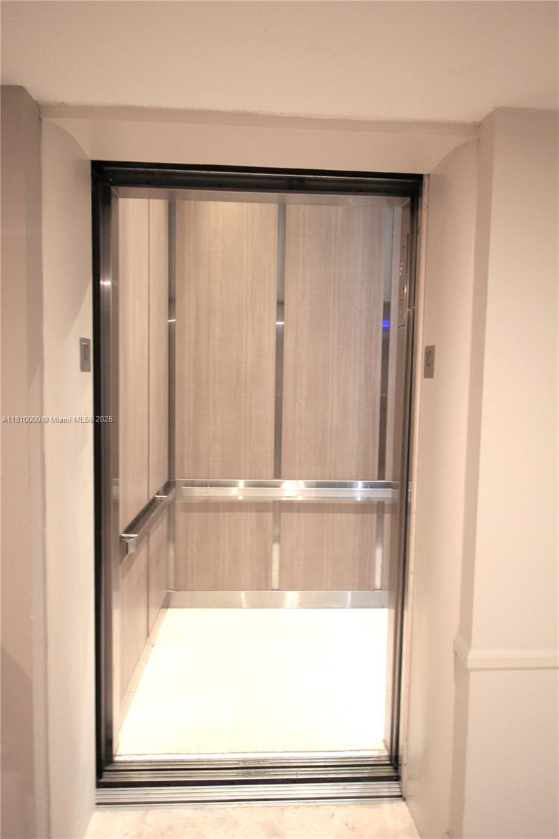 BRICKELL BISCAYNE CONDO - Residential