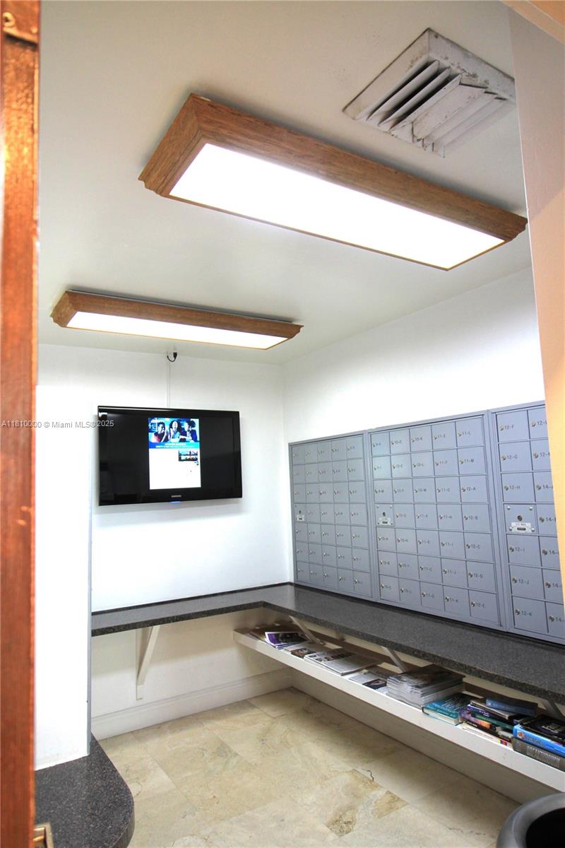 BRICKELL BISCAYNE CONDO - Residential