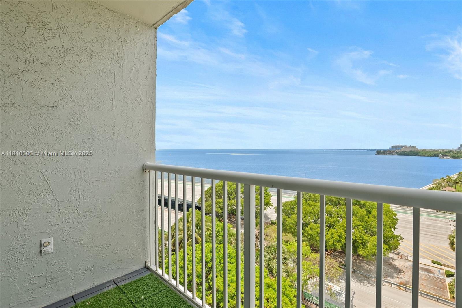 BRICKELL BISCAYNE CONDO - Residential