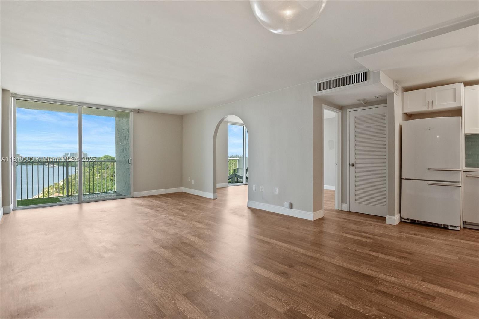 BRICKELL BISCAYNE CONDO - Residential