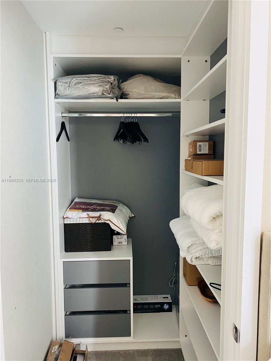 BISCAYNE BEACH CONDO - Residential Lease