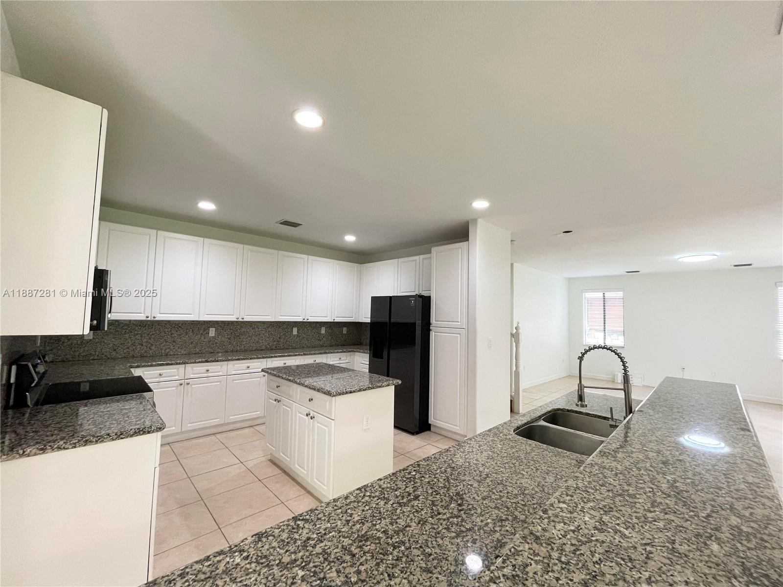 Cutler Cay - Residential Lease