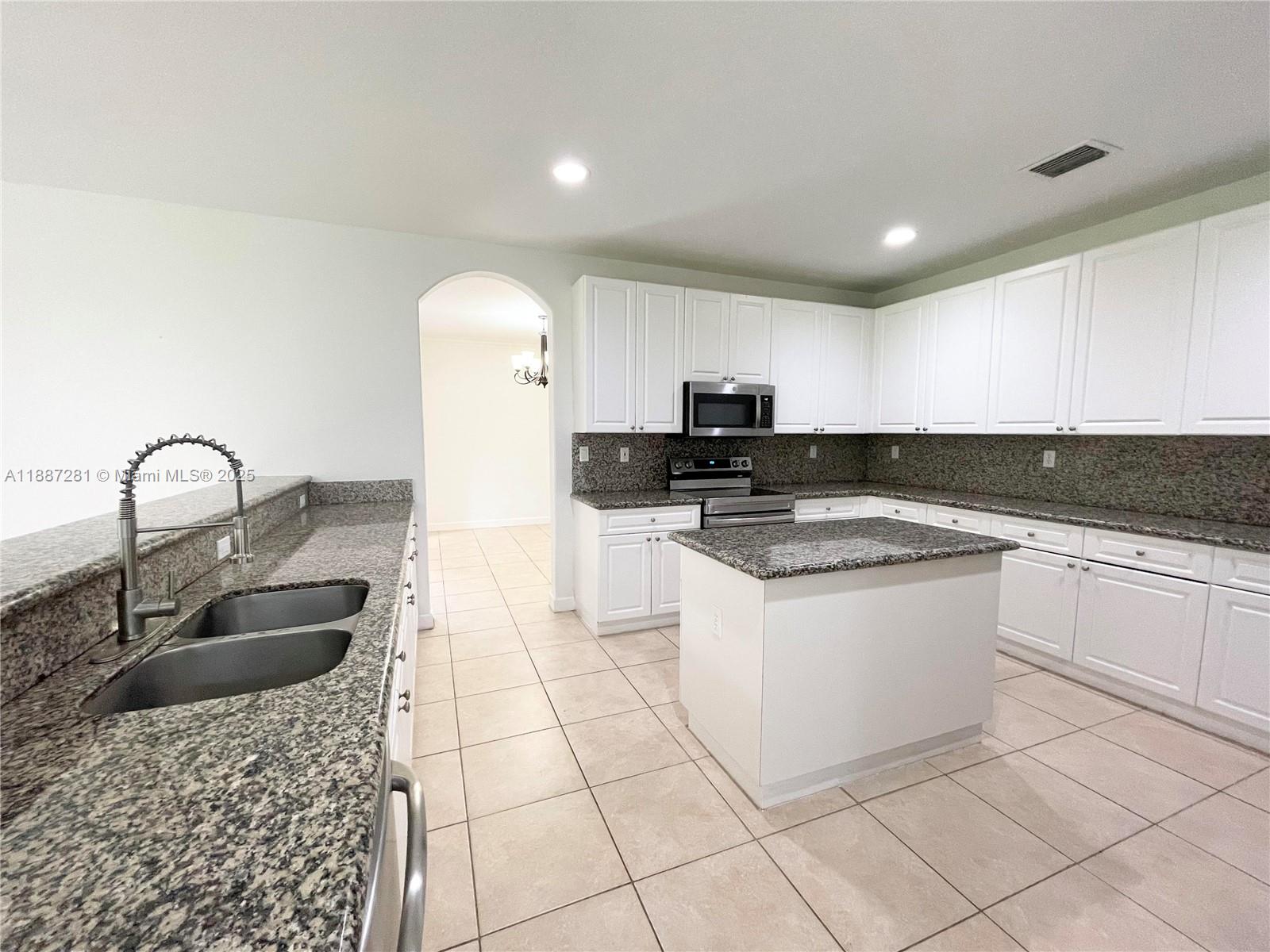 Cutler Cay - Residential Lease