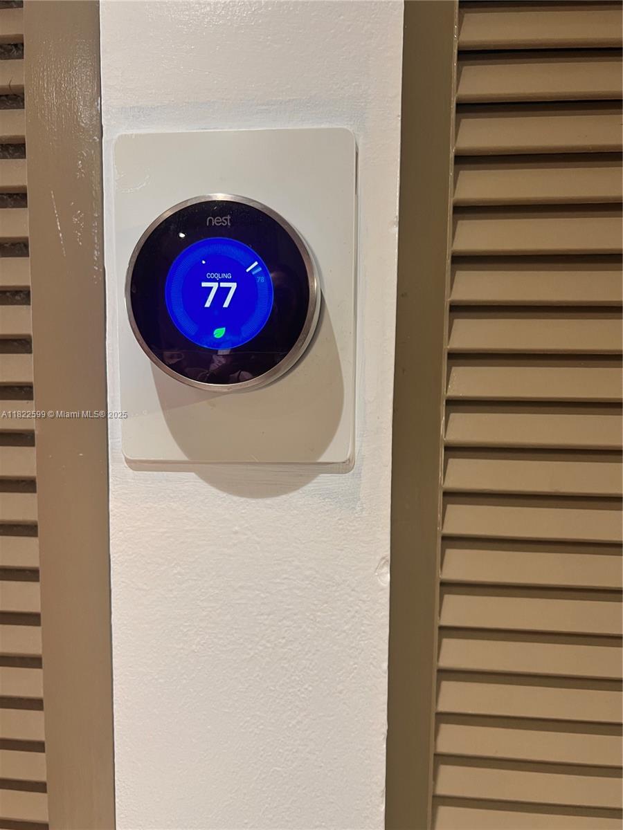 MAINSAIL CONDOMINIUM - Residential