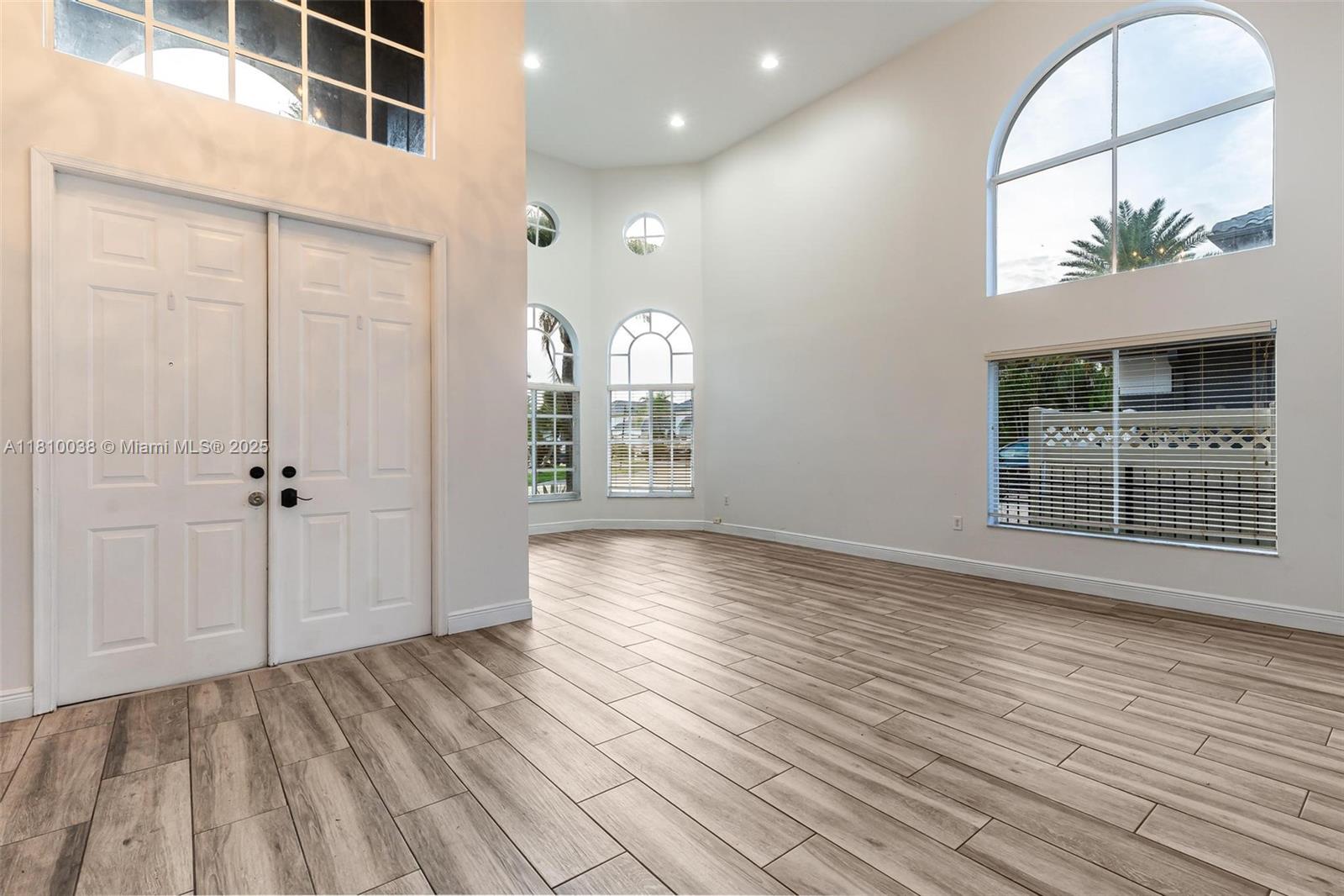 2561 NW 123rd Ter
