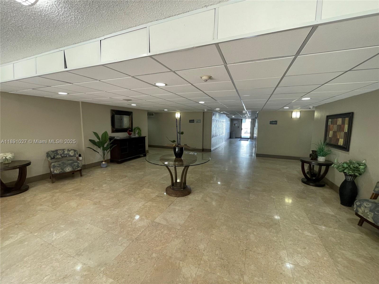BAYVIEW PALMS CONDO - Residential Lease