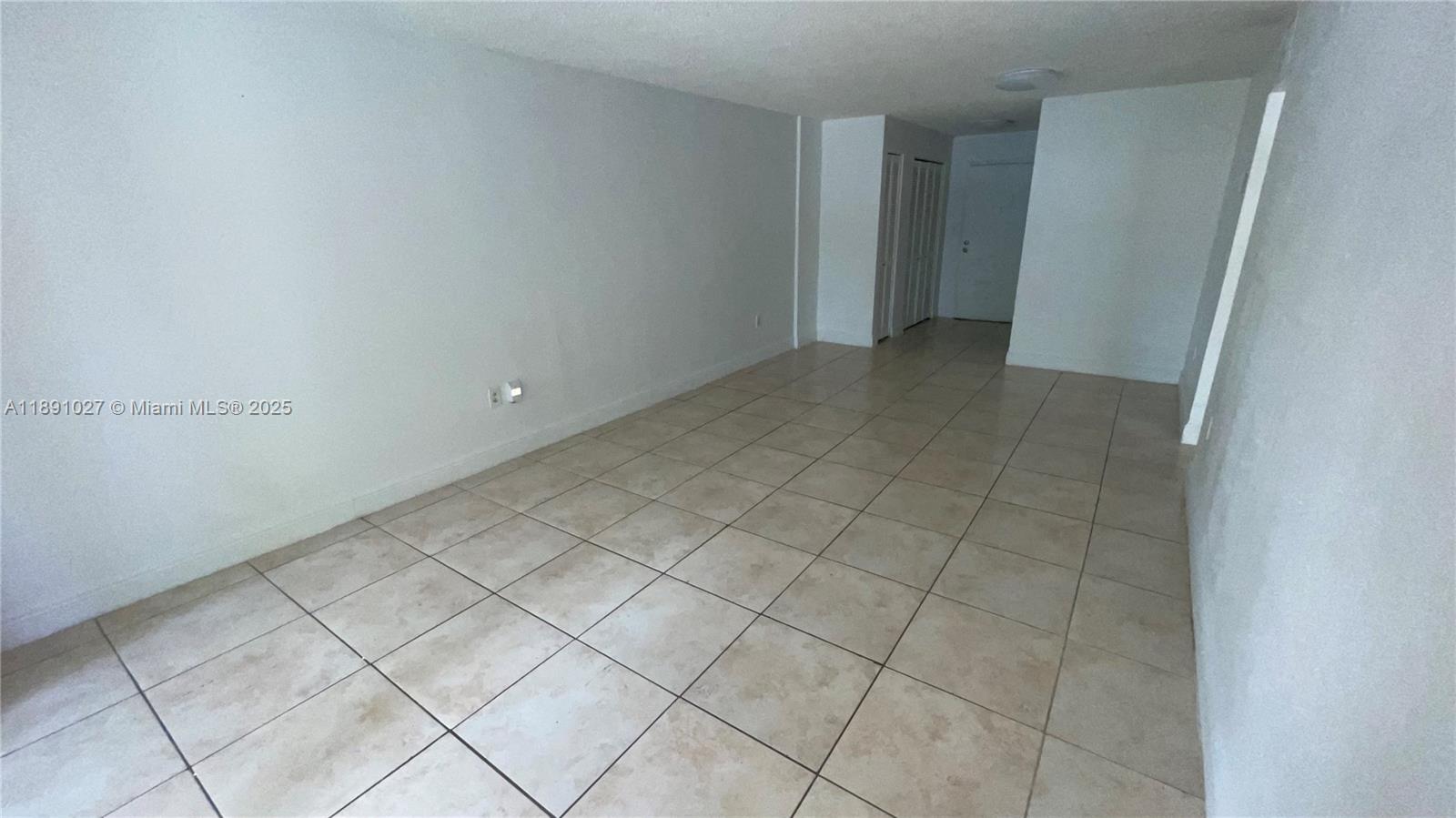 BAYVIEW PALMS CONDO - Residential Lease