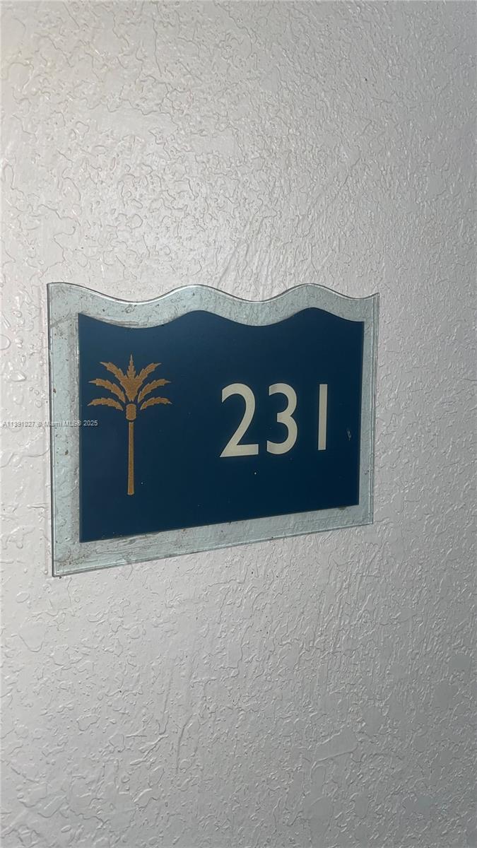 BAYVIEW PALMS CONDO - Residential Lease