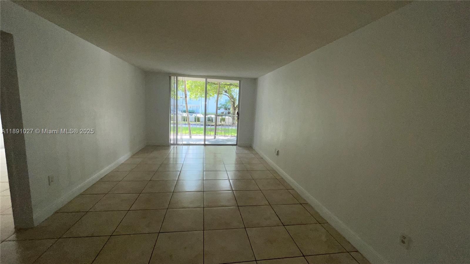 BAYVIEW PALMS CONDO - Residential Lease