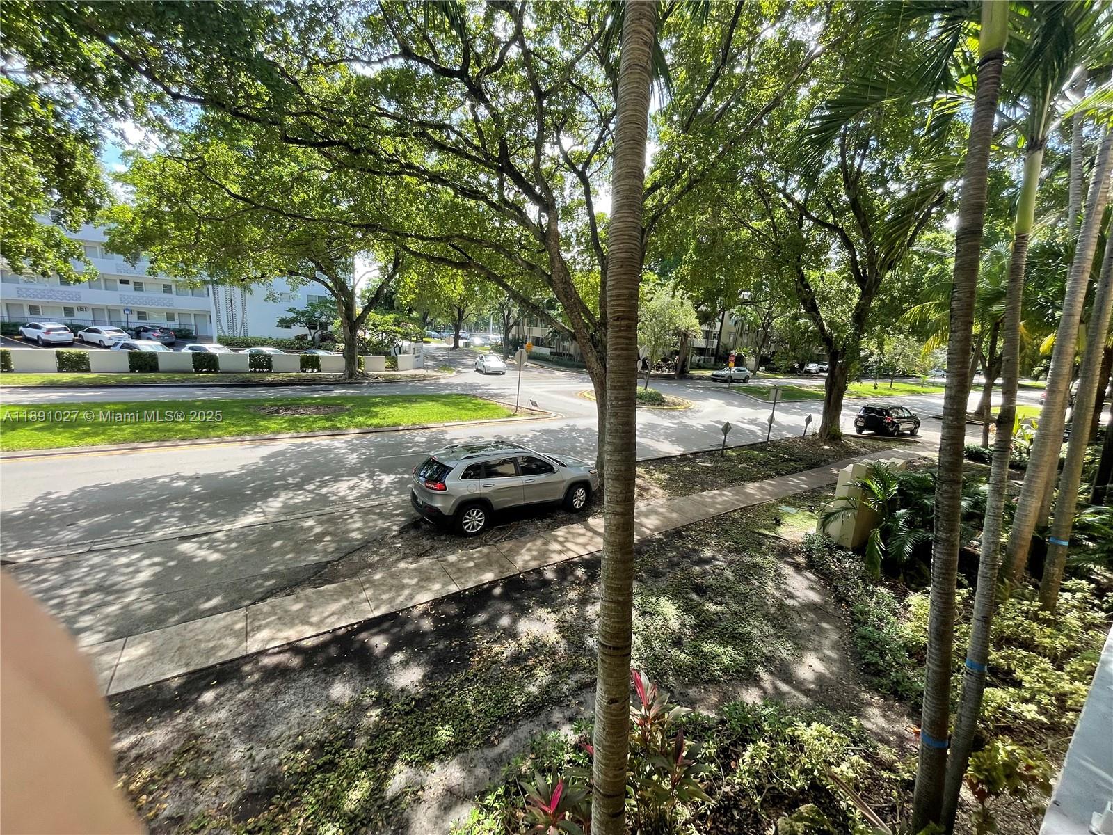 BAYVIEW PALMS CONDO - Residential Lease