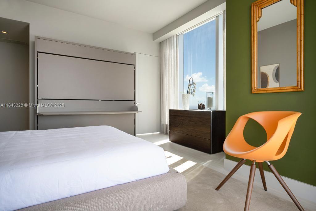 NORTH BISCAYNE BEACH AMEN - Residential