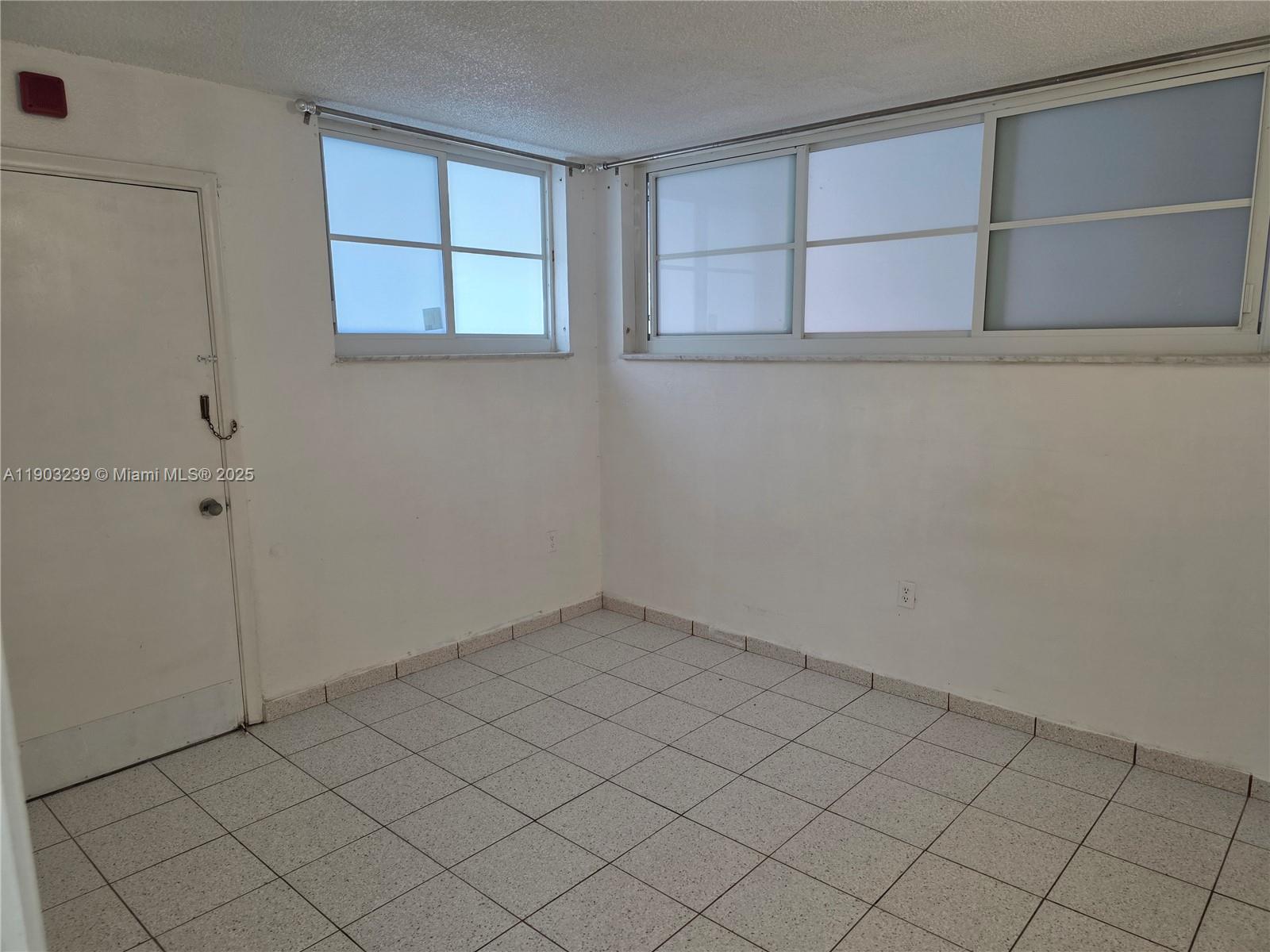 1750 JAMES APARTMENTS CON - Residential