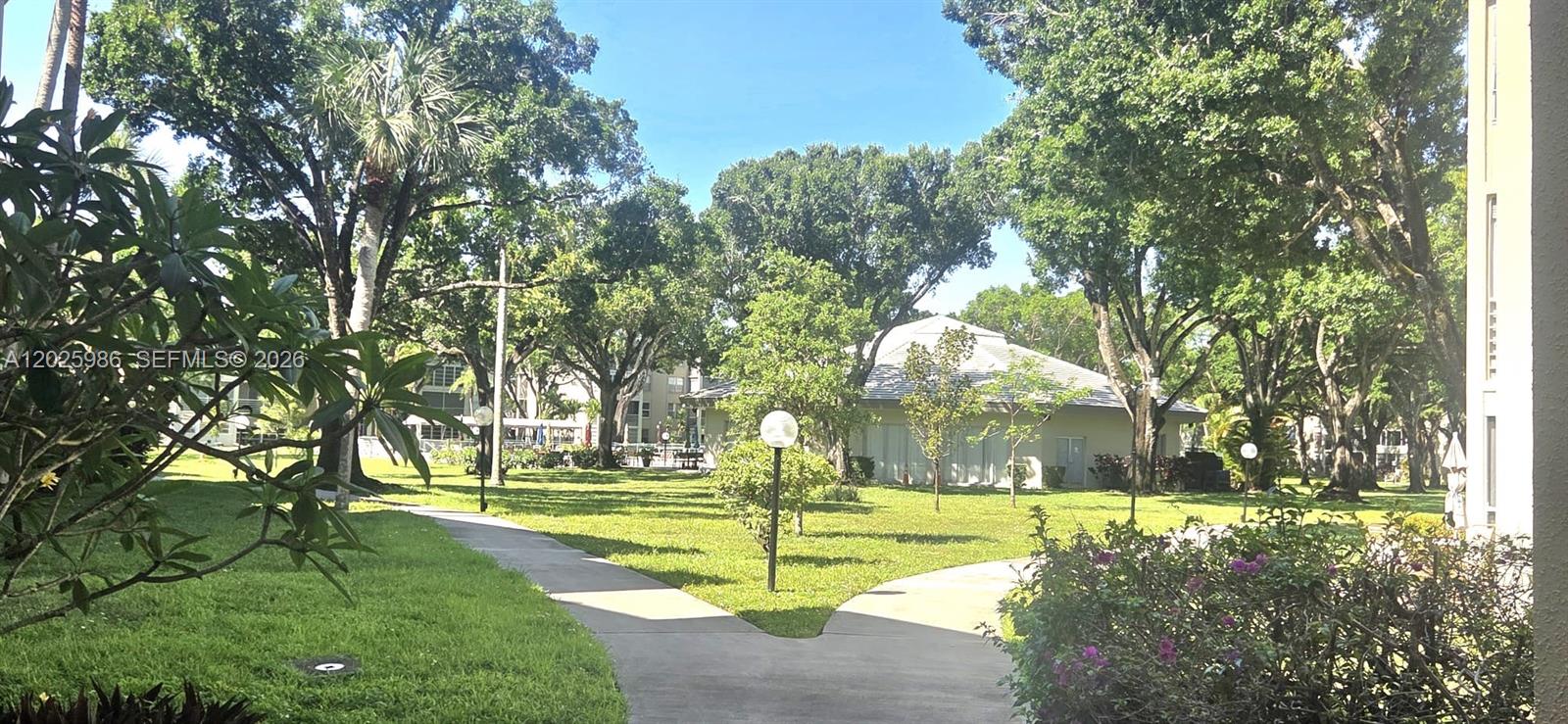 CYPRESS CHASE CONDO NO 2 - Residential