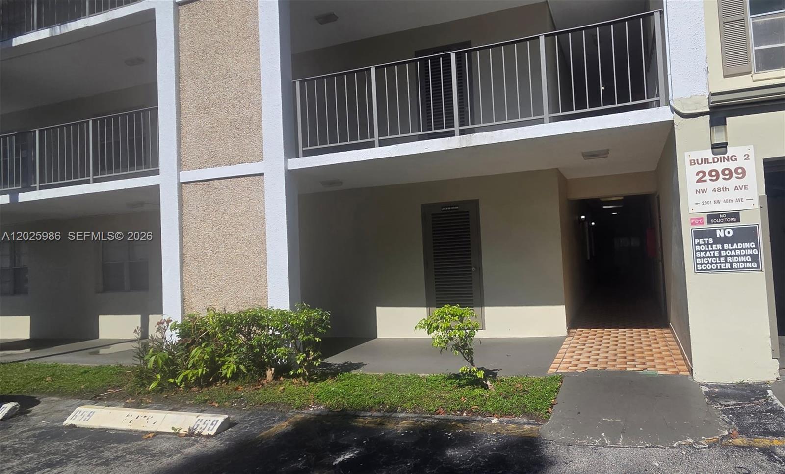 CYPRESS CHASE CONDO NO 2 - Residential
