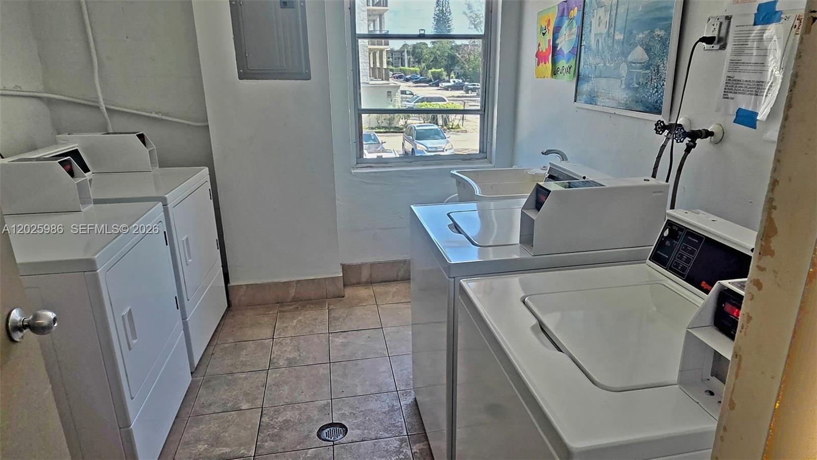 CYPRESS CHASE CONDO NO 2 - Residential