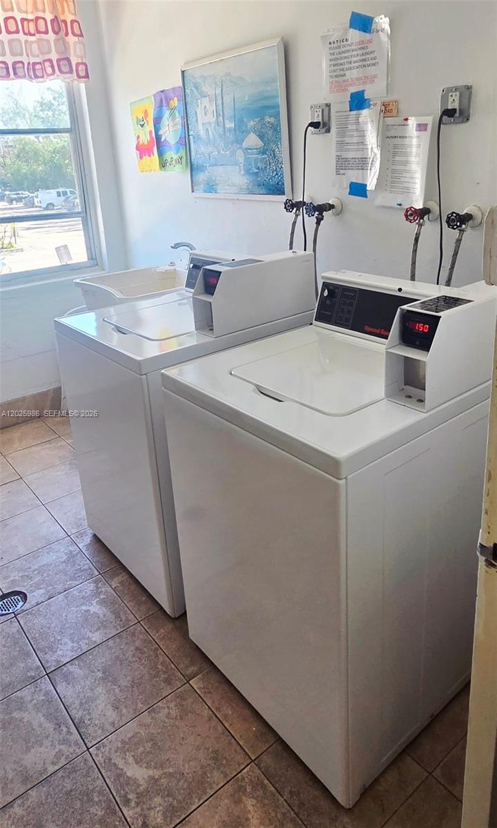 CYPRESS CHASE CONDO NO 2 - Residential